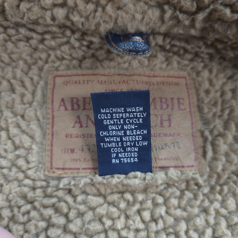Abercrombie & Fitch sale vintage